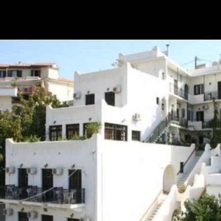 Odysseas Hotel Samos Экстерьер фото