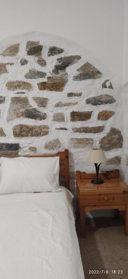 Odysseas Hotel Samos Экстерьер фото