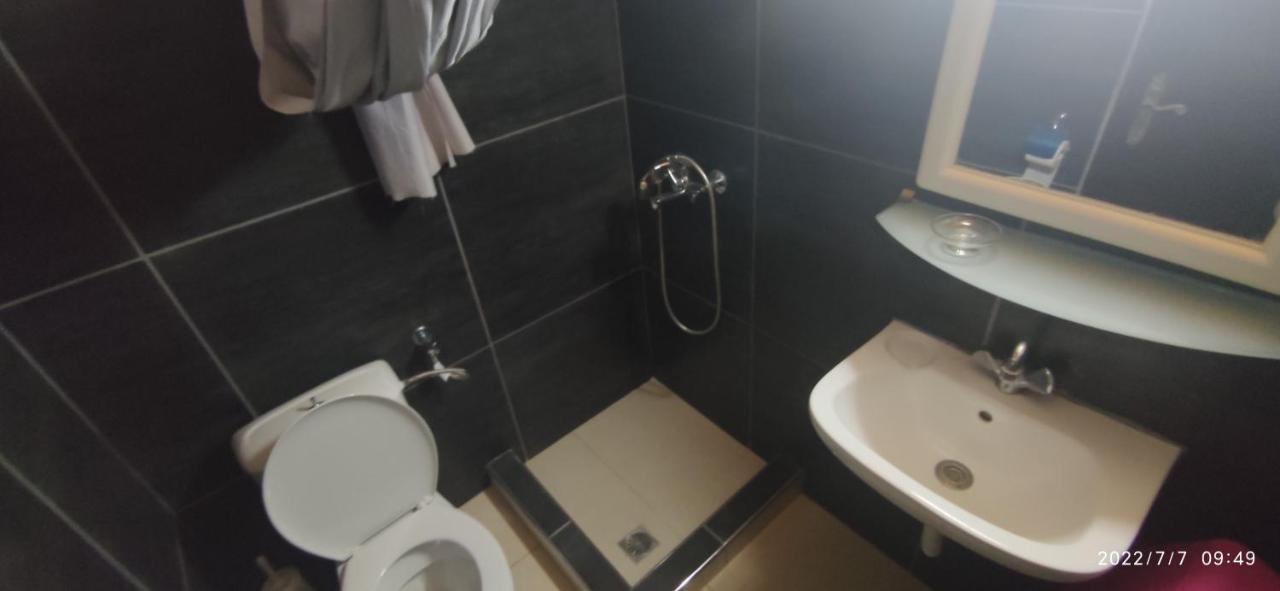 Odysseas Hotel Samos Экстерьер фото