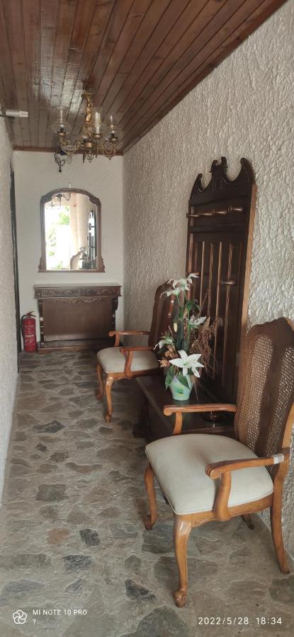 Odysseas Hotel Samos Экстерьер фото